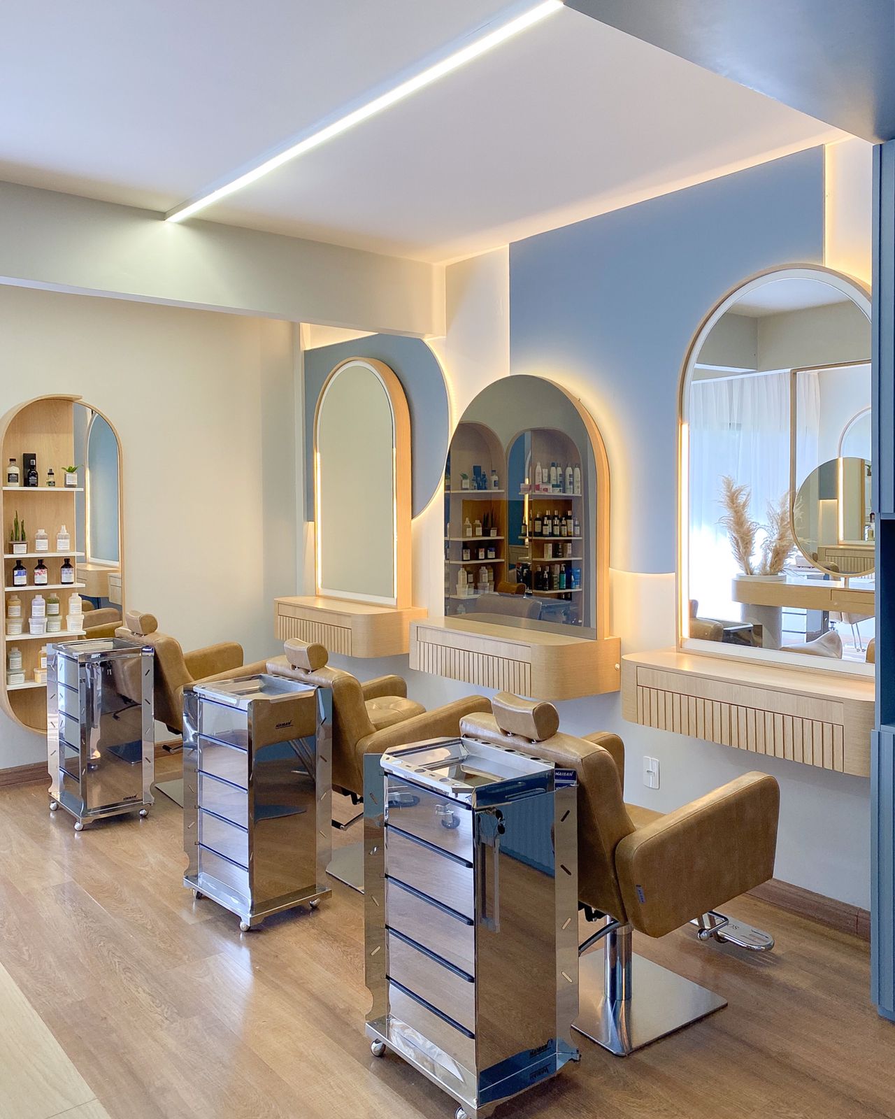 Execução de móveis planejados com corte de precisão